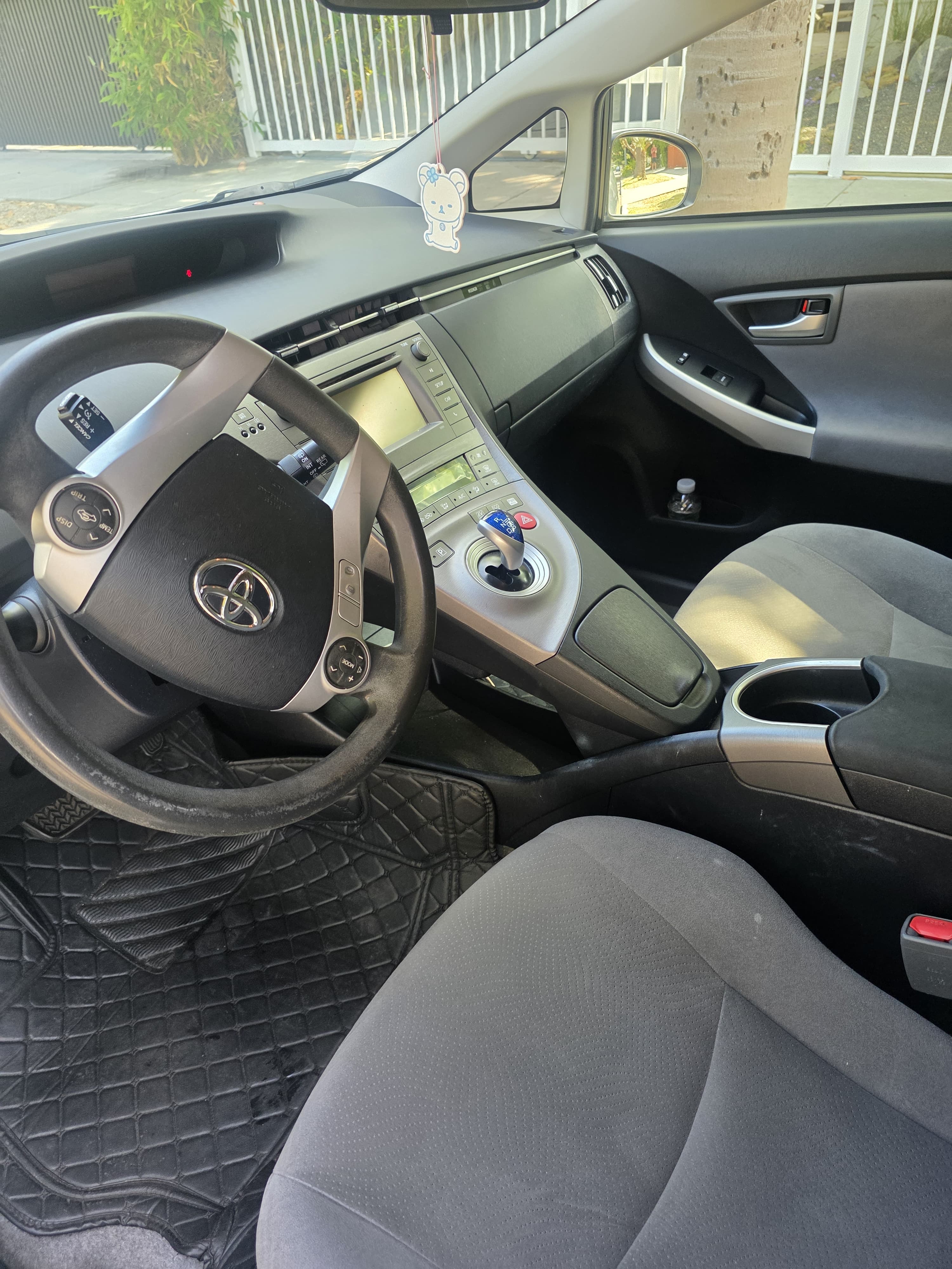 2015 Toyota Prius Two - Photo 6